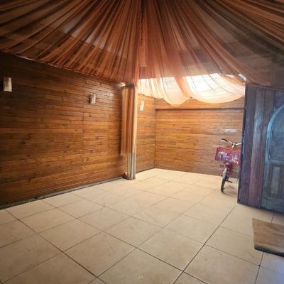 Casa Residencial com 315m², 4 quartos, 2 suítes, 2 garagens, no bairro Cachoeira Do Bom Jesus em Florianópolis