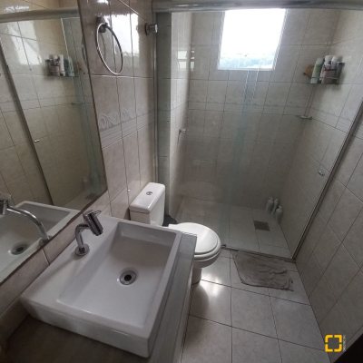 Apartamentos com 70m², 2 quartos, 1 garagem, no bairro Forquilhinha em São José
