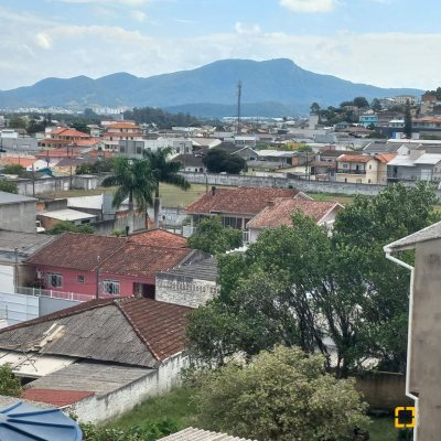 Apartamentos com 70m², 2 quartos, 1 garagem, no bairro Forquilhinha em São José