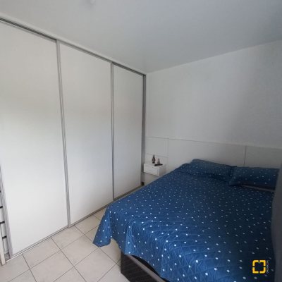 Apartamentos com 70m², 2 quartos, 1 garagem, no bairro Forquilhinha em São José