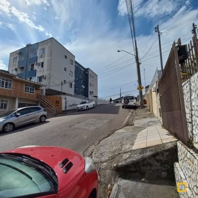 Apartamentos com 70m², 2 quartos, 1 garagem, no bairro Forquilhinha em São José