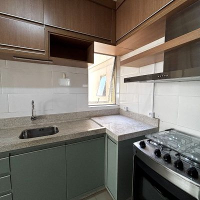 Apartamentos com 75m², 3 quartos, 1 garagem, no bairro Trindade em Florianópolis