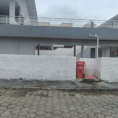 Pousada com 253m², 10 quartos, 6 garagens, no bairro Ingleses do Rio Vermelho em Florianópolis