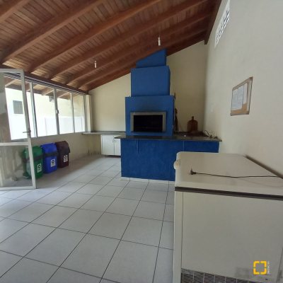 Apartamentos com 55m², 2 quartos, no bairro Centro em Florianópolis