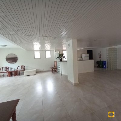 Apartamentos com 55m², 2 quartos, no bairro Centro em Florianópolis