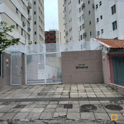 Apartamentos com 55m², 2 quartos, no bairro Centro em Florianópolis