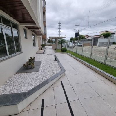 Apartamentos com 100m², 3 quartos, 1 suíte, 1 garagem, no bairro Capoeiras em Florianópolis