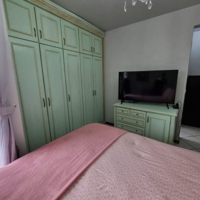 Apartamentos com 100m², 3 quartos, 1 suíte, 1 garagem, no bairro Capoeiras em Florianópolis