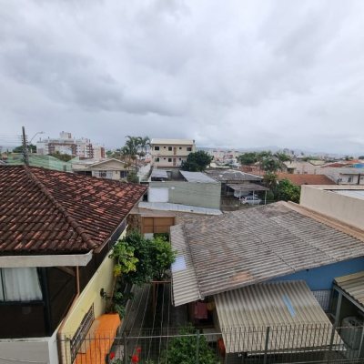 Apartamentos com 100m², 3 quartos, 1 suíte, 1 garagem, no bairro Capoeiras em Florianópolis
