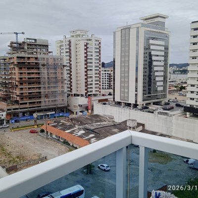 Apartamentos com 123m², 3 quartos, 1 suíte, 1 garagem, no bairro Estreito em Florianópolis