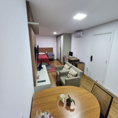 Studio Residencial com 35m², 1 quarto, 1 garagem, no bairro Saco Dos Limões em Florianópolis
