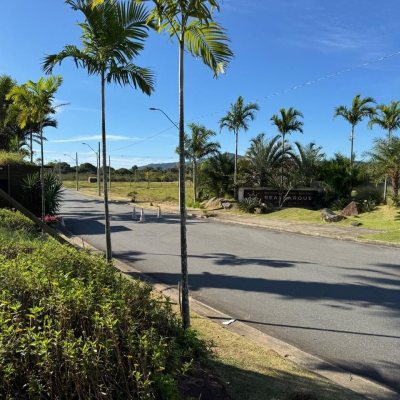 Terrenos Residenciais com 450m², no bairro Ingleses do Rio Vermelho em Florianópolis