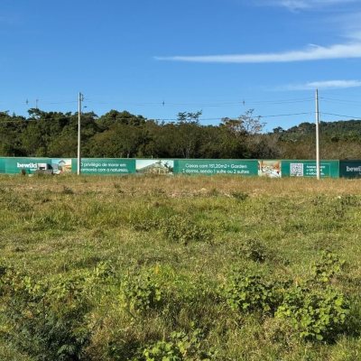 Terrenos Residenciais com 450m², no bairro Ingleses do Rio Vermelho em Florianópolis
