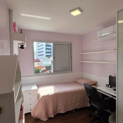 Apartamentos com 89m², 3 quartos, 1 suíte, 2 garagens, no bairro Centro em Florianópolis