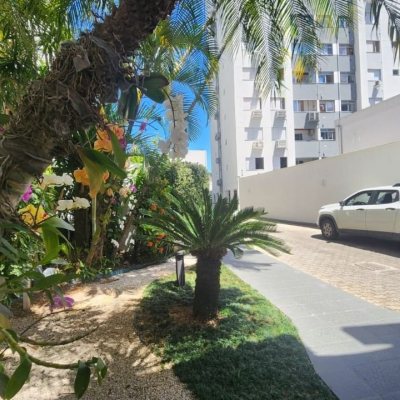 Apartamentos com 89m², 3 quartos, 1 suíte, 2 garagens, no bairro Centro em Florianópolis