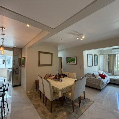 Apartamentos com 102m², 3 quartos, 1 garagem, no bairro Centro em Florianópolis