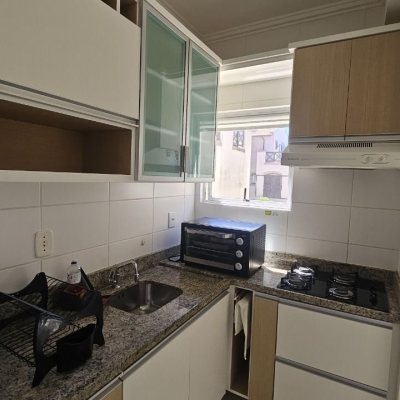 Apartamentos com 56m², 2 quartos, 1 garagem, no bairro Canasvieiras em Florianópolis