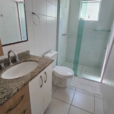 Apartamentos com 56m², 2 quartos, 1 garagem, no bairro Canasvieiras em Florianópolis