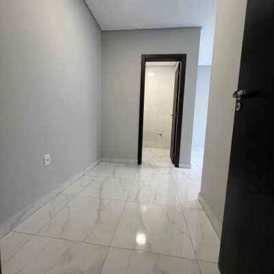 Casa Residencial com 68m², 2 quartos (sendo 1 suíte), 1 garagem, no bairro Morro da Pedras em Florianópolis