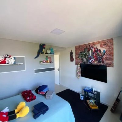 Casa Residencial com 97m², 2 quartos, 1 suíte, 1 garagem, no bairro São João Do Rio Vermelho em Florianopolis