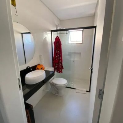Casa Residencial com 97m², 2 quartos, 1 suíte, 1 garagem, no bairro São João Do Rio Vermelho em Florianopolis