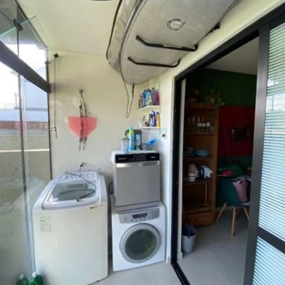 Casa Residencial com 97m², 2 quartos, 1 suíte, 1 garagem, no bairro São João Do Rio Vermelho em Florianopolis