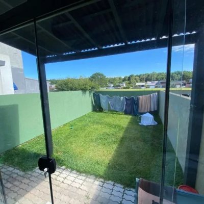 Casa Residencial com 97m², 2 quartos, 1 suíte, 1 garagem, no bairro São João Do Rio Vermelho em Florianopolis