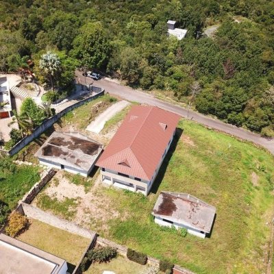 Terrenos Residenciais com 3662m², no bairro João Paulo em Florianópolis