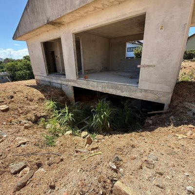 Terrenos Residenciais com 3662m², no bairro João Paulo em Florianópolis
