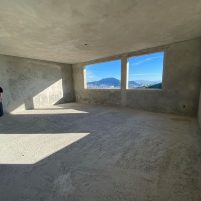 Terrenos Residenciais com 3662m², no bairro João Paulo em Florianópolis