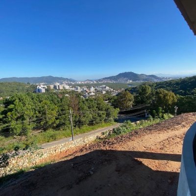 Terrenos Residenciais com 3662m², no bairro João Paulo em Florianópolis