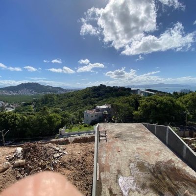 Terrenos Residenciais com 3662m², no bairro João Paulo em Florianópolis