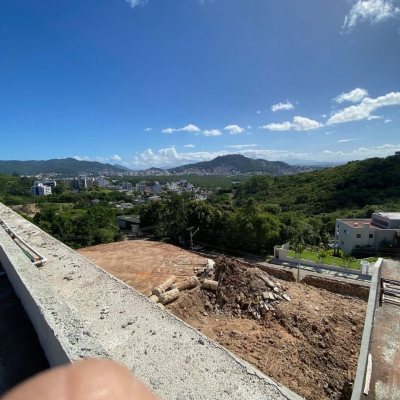 Terrenos Residenciais com 3662m², no bairro João Paulo em Florianópolis