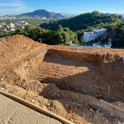 Terrenos Residenciais com 3662m², no bairro João Paulo em Florianópolis