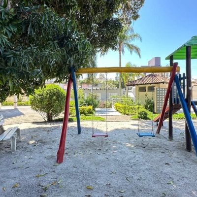 Apartamentos com 74m², 2 quartos, 1 suíte, 1 garagem, no bairro Coqueiros em Florianópolis