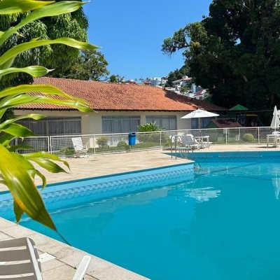 Apartamentos com 74m², 2 quartos, 1 suíte, 1 garagem, no bairro Coqueiros em Florianópolis