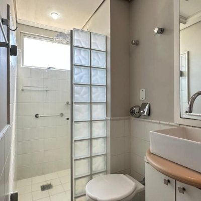 Apartamentos com 74m², 2 quartos, 1 suíte, 1 garagem, no bairro Coqueiros em Florianópolis