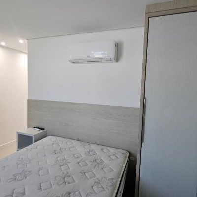 Studio Residencial com 36m², 1 quarto, 1 garagem, no bairro Agronômica em Florianópolis