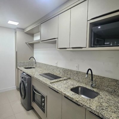 Studio Residencial com 36m², 1 quarto, 1 garagem, no bairro Agronômica em Florianópolis