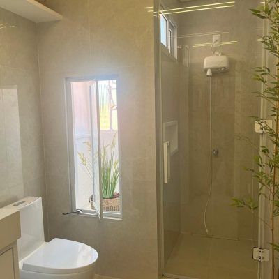 Casa Residencial com 300m², 3 quartos (sendo 1 suíte), 5 garagens, no bairro Bom Abrigo em Florianópolis