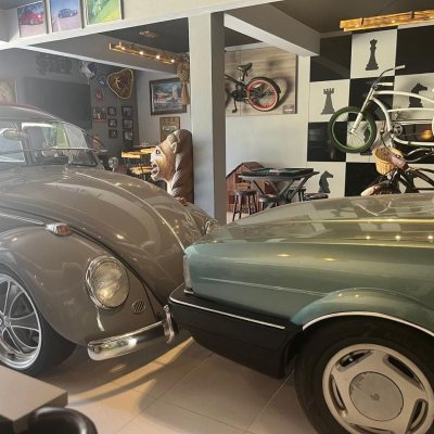 Casa Residencial com 300m², 3 quartos (sendo 1 suíte), 5 garagens, no bairro Bom Abrigo em Florianópolis