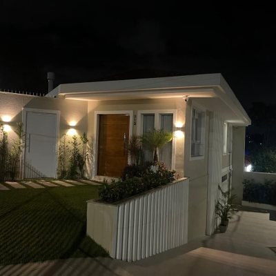 Casa Residencial com 300m², 3 quartos (sendo 1 suíte), 5 garagens, no bairro Bom Abrigo em Florianópolis