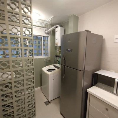 Apartamentos com 51m², 1 quarto, 1 garagem, no bairro Centro em Florianópolis