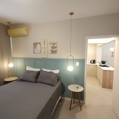 Apartamentos com 51m², 1 quarto, 1 garagem, no bairro Centro em Florianópolis