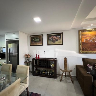 Sobrado Residencial com 83m², 2 quartos, 2 suítes, 2 garagens, no bairro Forquilhas em São José