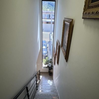 Sobrado Residencial com 83m², 2 quartos, 2 suítes, 2 garagens, no bairro Forquilhas em São José