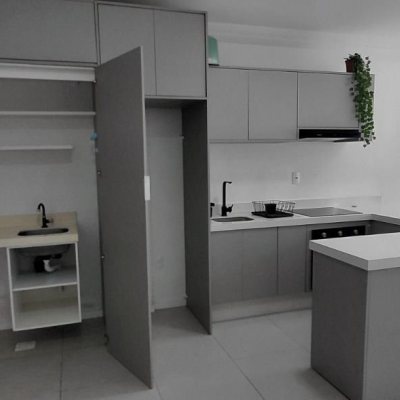 Studio Residencial com 50m², 1 quarto, 1 garagem, no bairro Cachoeira Do Bom Jesus em Florianópolis