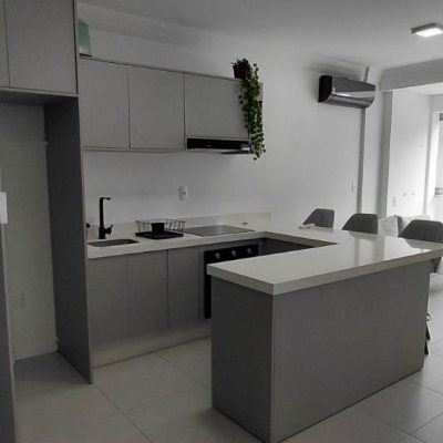Studio Residencial com 50m², 1 quarto, 1 garagem, no bairro Cachoeira Do Bom Jesus em Florianópolis