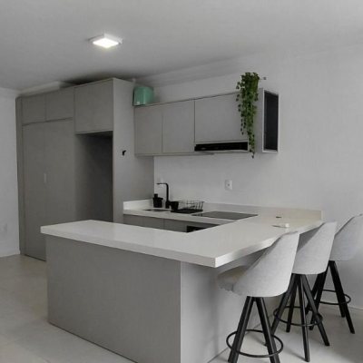 Studio Residencial com 50m², 1 quarto, 1 garagem, no bairro Cachoeira Do Bom Jesus em Florianópolis