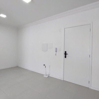 Studio Residencial com 50m², 1 quarto, 1 garagem, no bairro Cachoeira Do Bom Jesus em Florianópolis